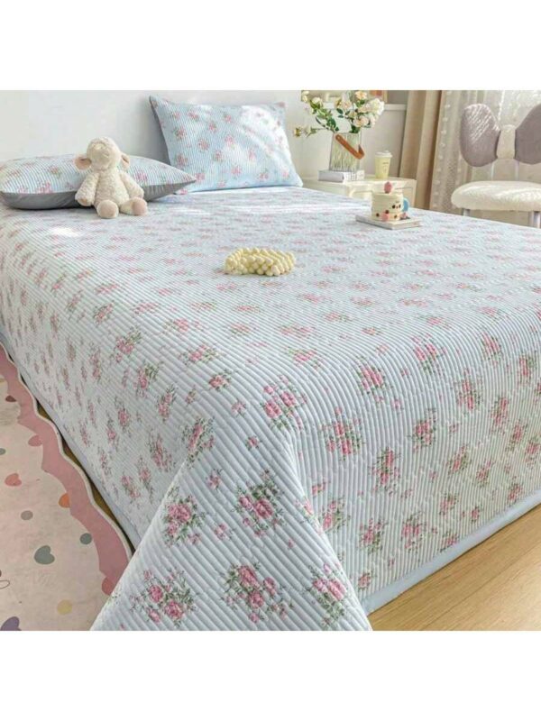 A Class Knitted Quilted Bedspread Floral Soft Breathable Blanket for Bed Dorm Room