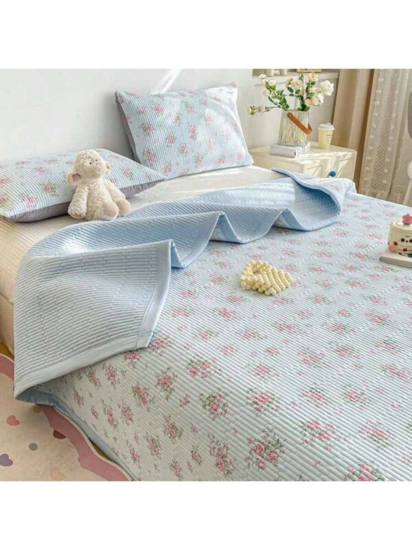 A Class Knitted Quilted Bedspread Floral Soft Breathable Blanket for Bed Dorm Room