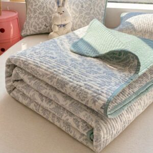 Cloud Soft Quilted Bedspread Double Layer Floral Blanket for Bed Sofa Room