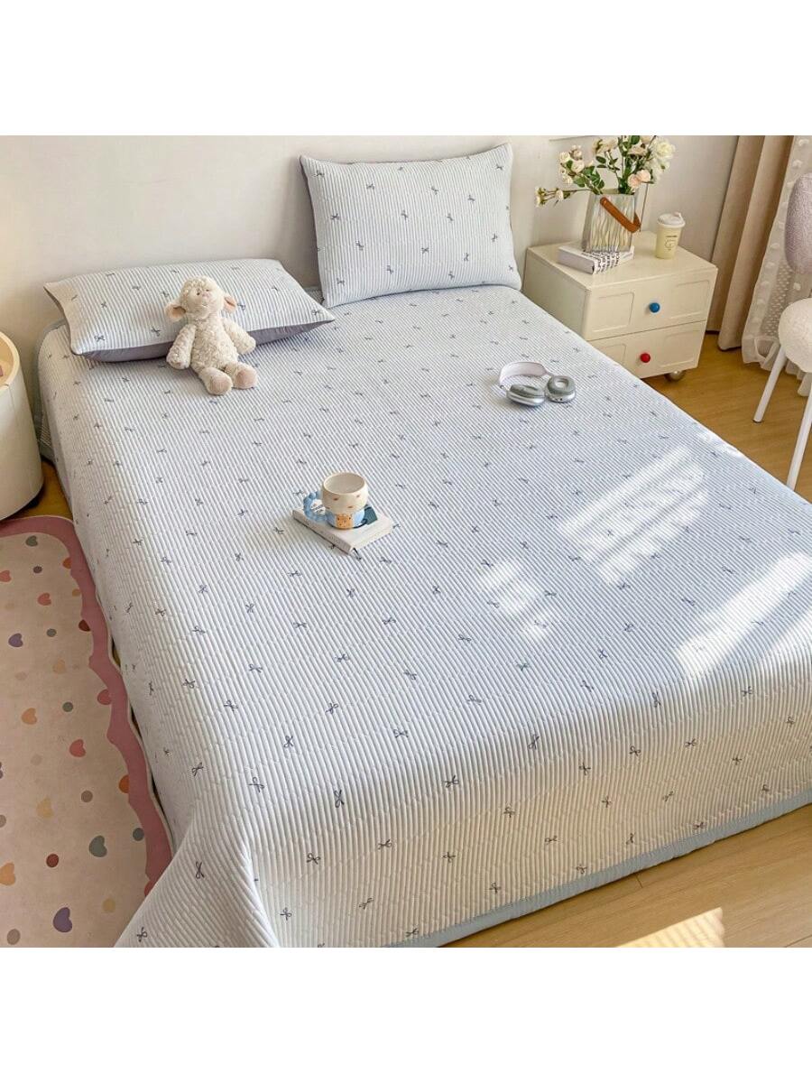 Double Layer Quilted Bedspread Floral Soft Breathable Blanket for Bed Sofa Dorm Room