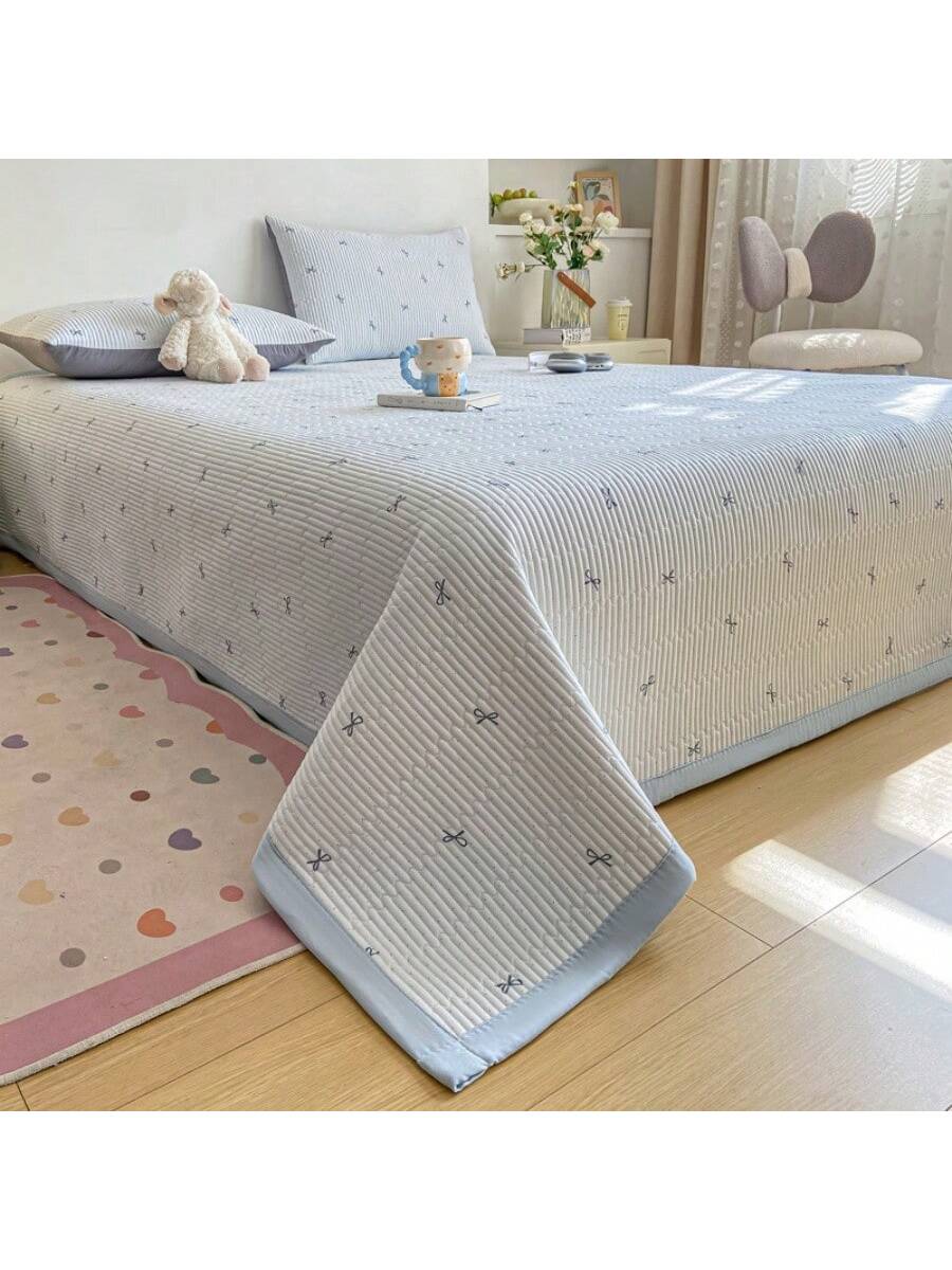 Double Layer Quilted Bedspread Floral Soft Breathable Blanket for Bed Sofa Dorm Room