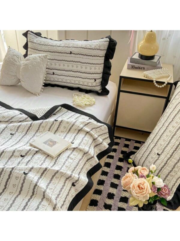 Quilted Knitted Cloud Feel Bedspread Floral Soft Blanket for Bed Sofa Room Camping