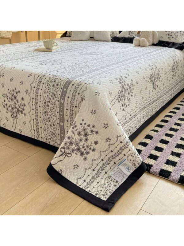 Quilted Knitted Cloud Comforter Floral Soft Breathable Blanket for Bed Sofa Room