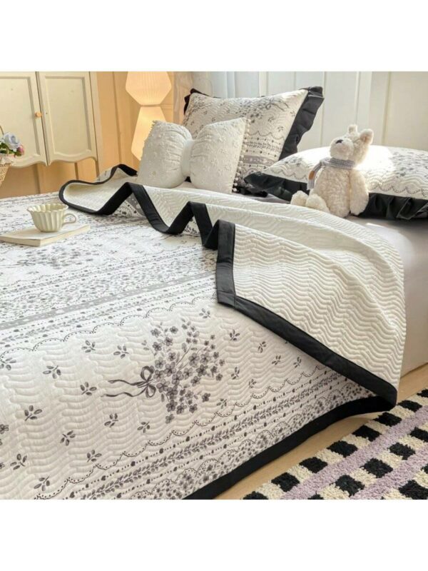 Quilted Knitted Cloud Comforter Floral Soft Breathable Blanket for Bed Sofa Room