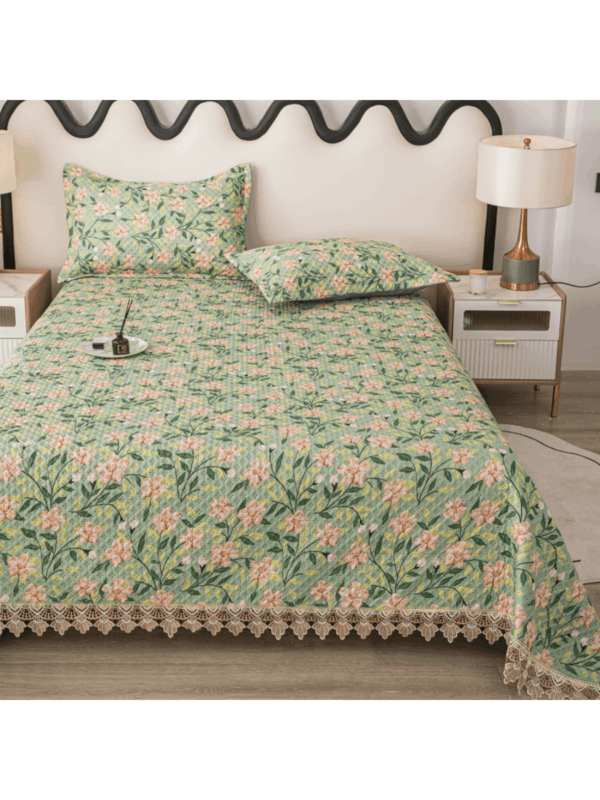 Ultrasound Quilted Floral Bedspread Soft Breathable Blanket for Bed Sofa Camping Room