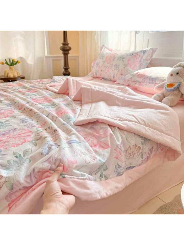 Washed Cotton Quilted Comforter Floral Soft Breathable Quilt for Bed Sofa Room