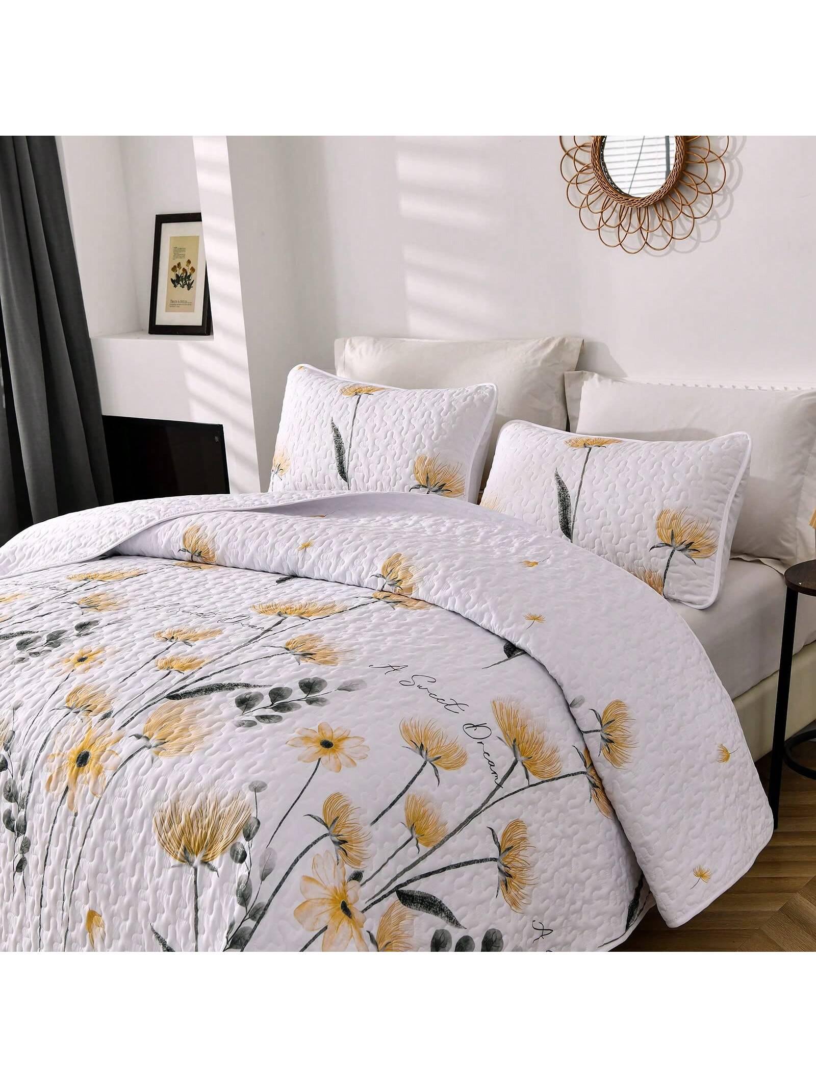 3 Piece Boho Quilt Set Floral Patchwork Soft Microfiber Bedding for All Season Bed Use 3 Piece Boho Quilt Set Floral Patchwork Soft Microfiber Bedding for All Season Bed Use