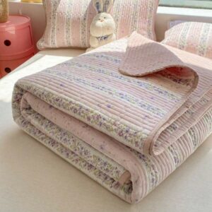 Cloud Soft Quilted Bedspread Double Layer Floral Blanket for Bed Sofa Camping